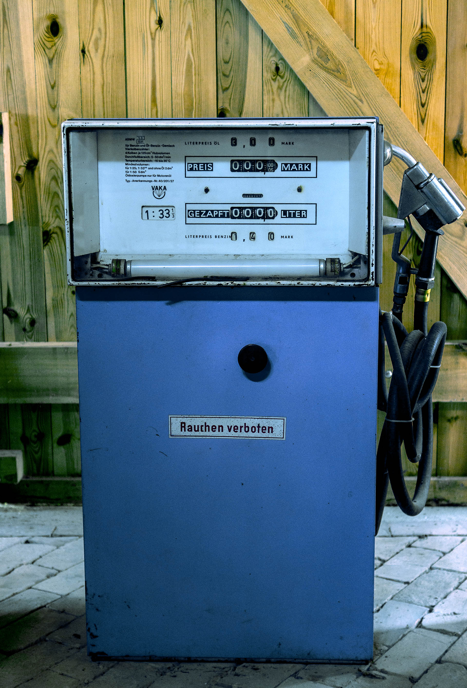 Vorschau von DDR-Zapfsaeule